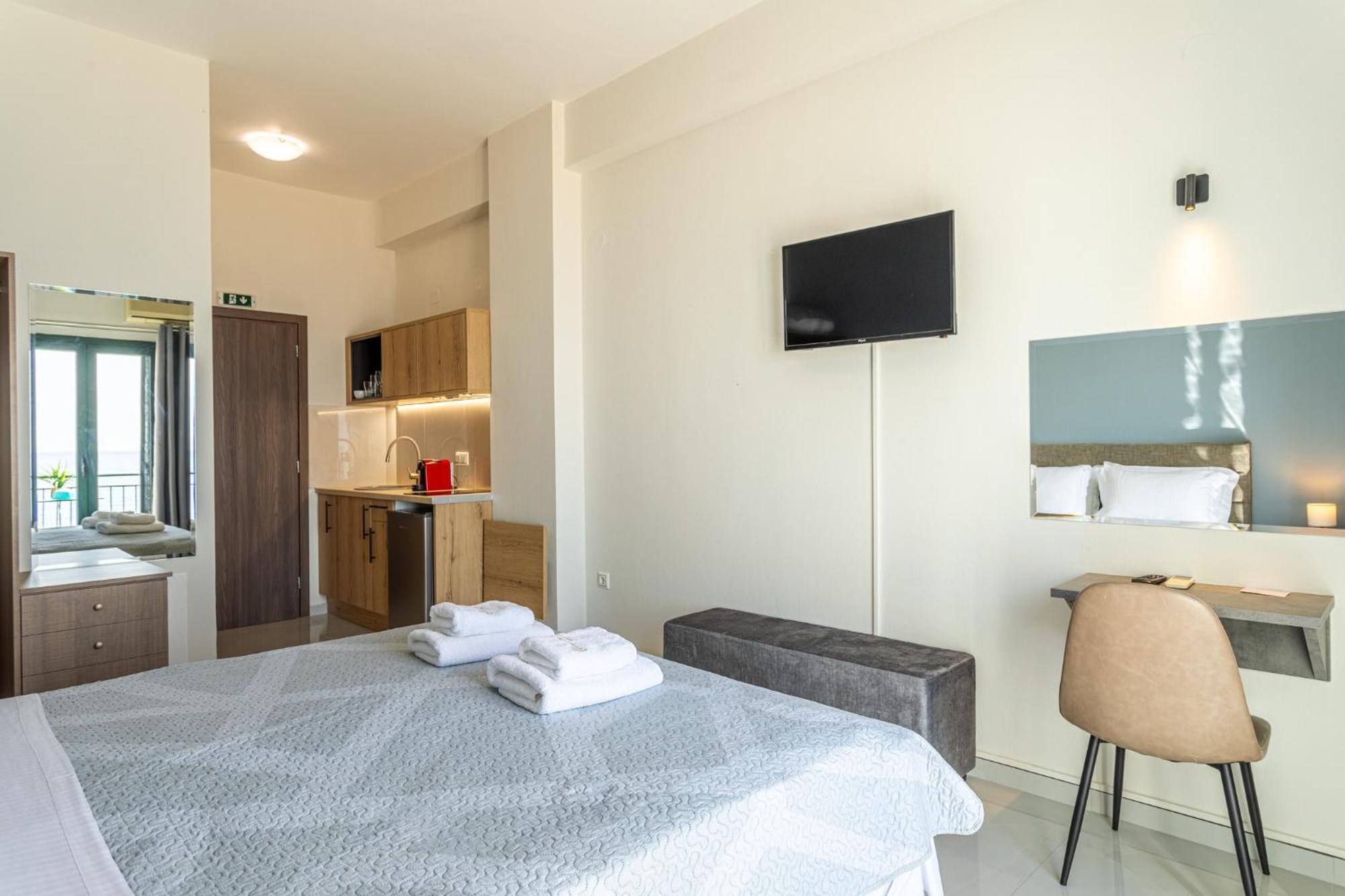 Aparthotel Marina Kardamyli Zewnętrze zdjęcie